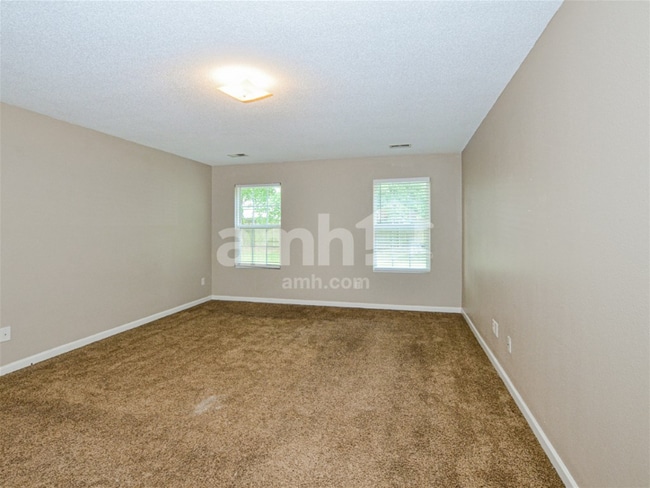 Building Photo - 4500 Hughes Meadow Dr