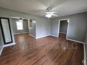 Building Photo - 112 E Acres Dr SE