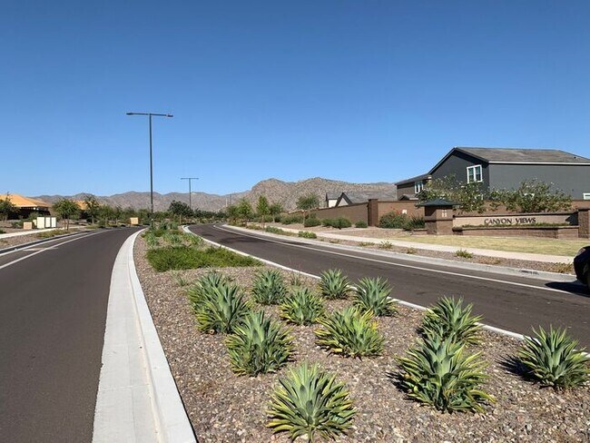 Building Photo - Home in Litchfield Park at Canyon Views! 5...