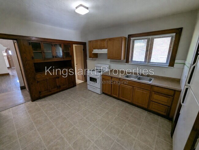Building Photo - 5529 Mimika Ave