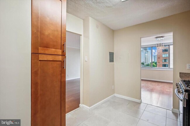 Building Photo - 11801 Rockville Pike