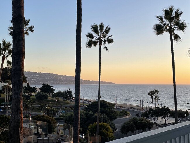 Building Photo - Totally Updated Ocean View 1 bedroom in The Village