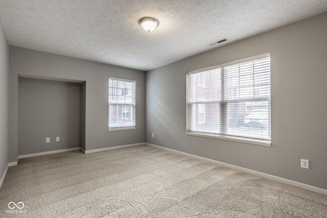 Building Photo - 51 Steele Ln