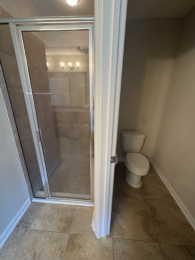 Building Photo - For Rent in Yellow Bluff Landing – Spaciou...