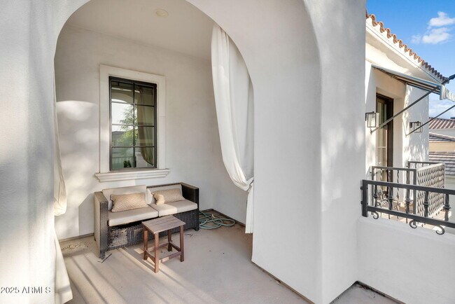 Building Photo - 3507 North 39th Pl