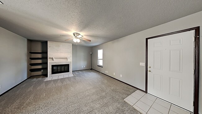 Building Photo - Lovely 3 Bedroom 1.5 Bathroom in Edmond Sc...