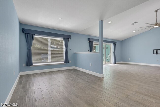 Building Photo - 2248 Bonn Ct