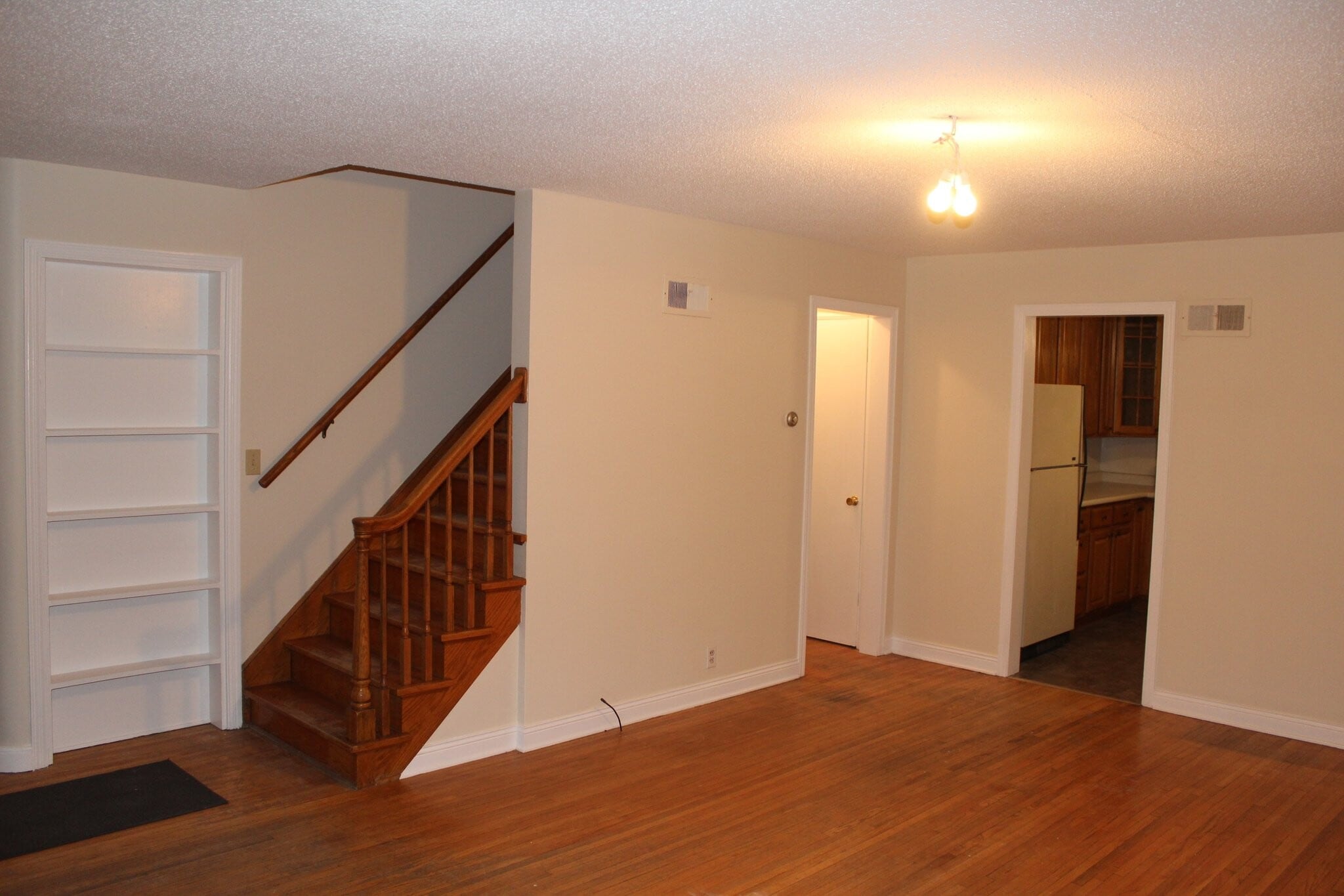 Building Photo - 317 2nd St