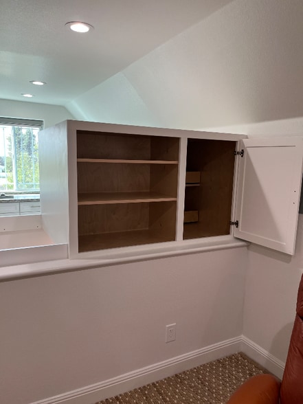 Building Photo - 6696 Mosquito Rd