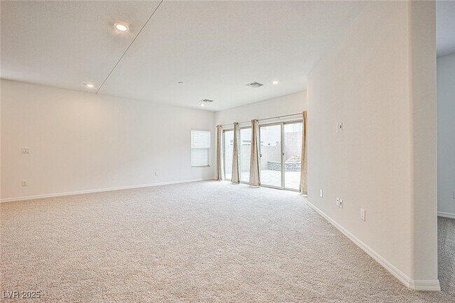 Building Photo - 7412 Legacy Pt St