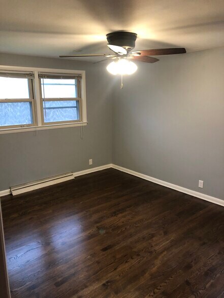 Building Photo - N136W14329 Bonniwell Rd