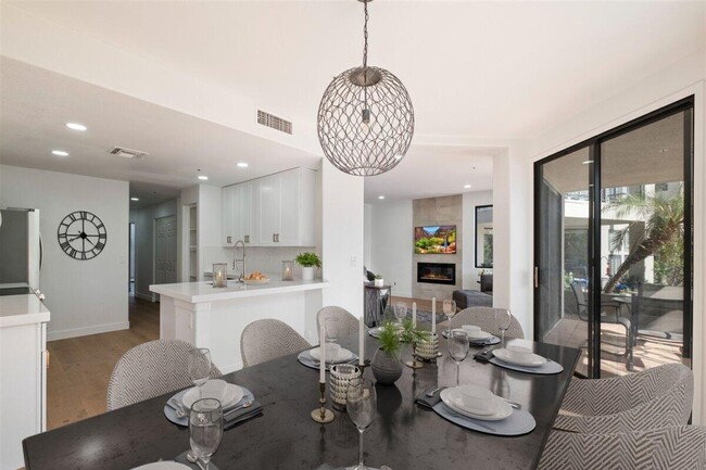 Building Photo - 7700 E Gainey Ranch Rd