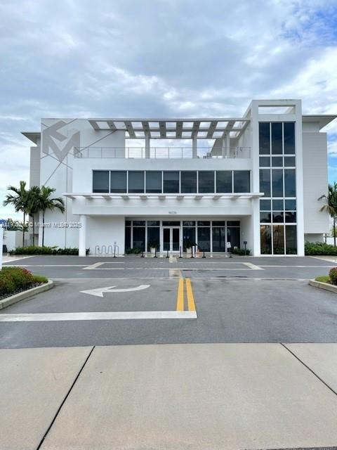 Building Photo - 6415 NW 102nd Path