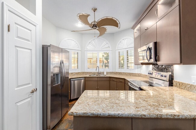 Building Photo - 11188 N 110th Pl