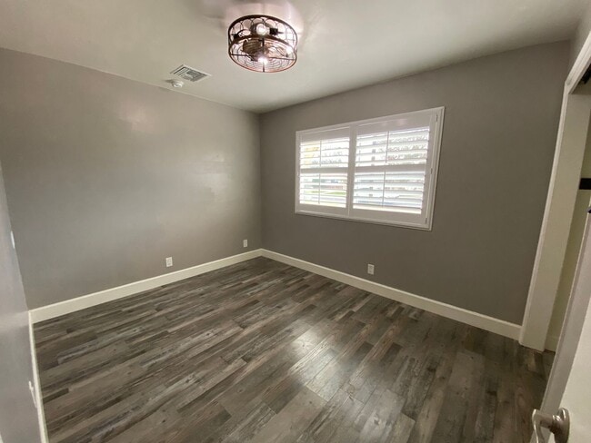 Building Photo - Coming Soon! Spacious 4-Bed, 2-Bath Country Home with Pool, Spa, and More!