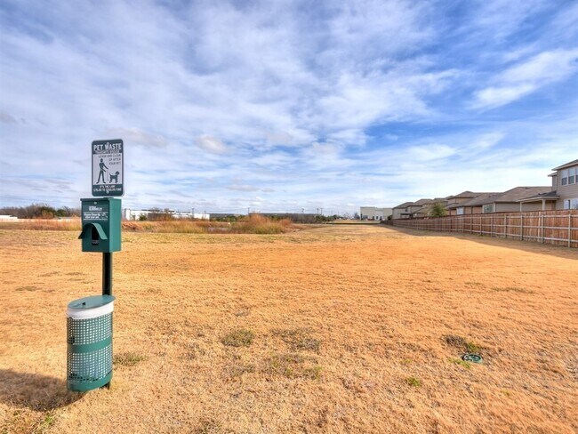 Building Photo - Spacious North Austin Gem: Modern Comfort,...