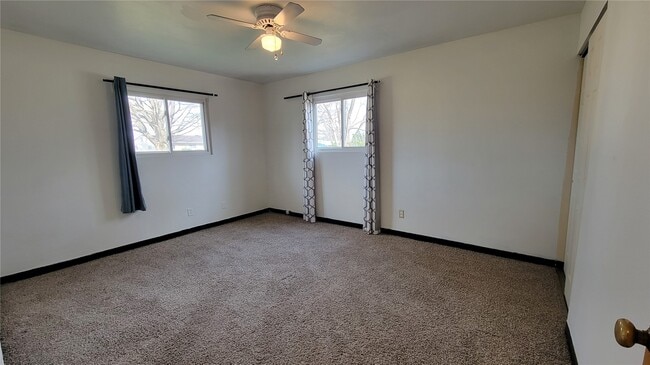 Building Photo - 4204 Beauty Ln