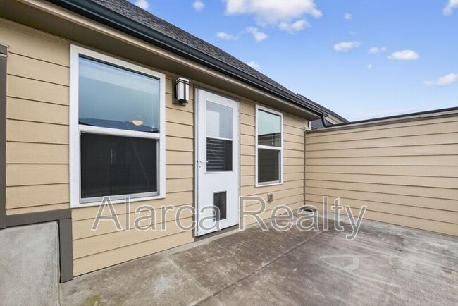 Building Photo - 2727 Grand Union Way