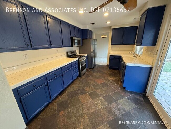 Building Photo - 1967 Lieder Dr