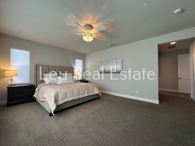 Building Photo - 5256 Florentino Lp