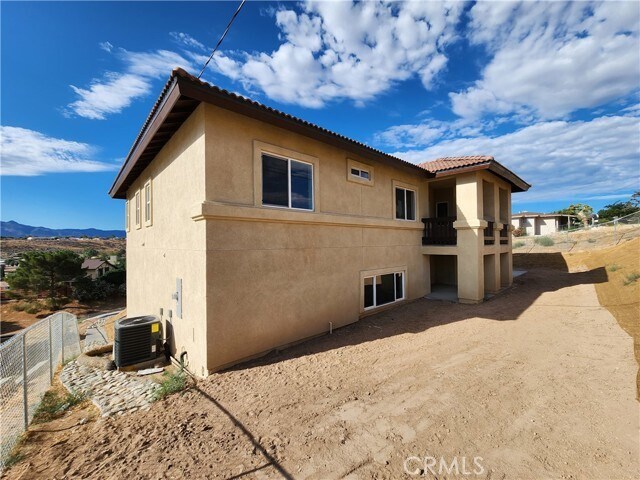 Building Photo - 8411 Buckthorn Ave