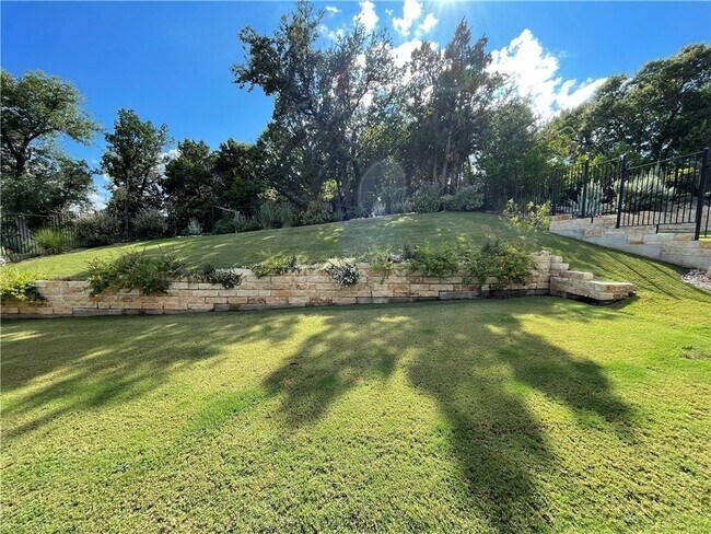 Building Photo - 3501 Venezia View