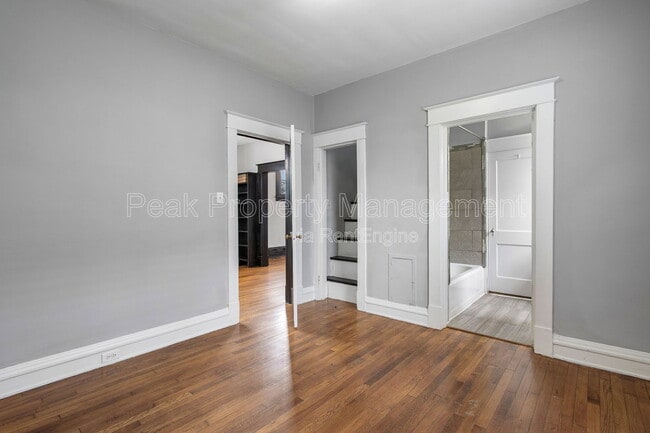 Building Photo - 728 Arnold Ave