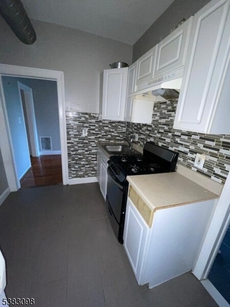 Building Photo - 302 Princeton Ave