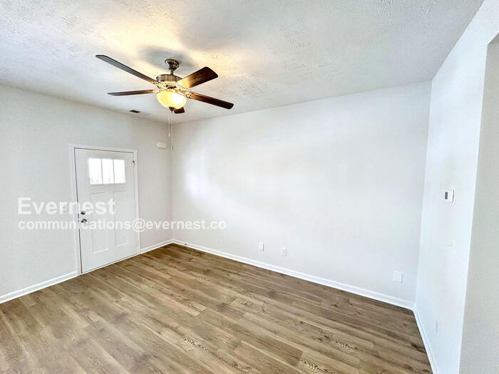 Building Photo - 227 Ansley Wy