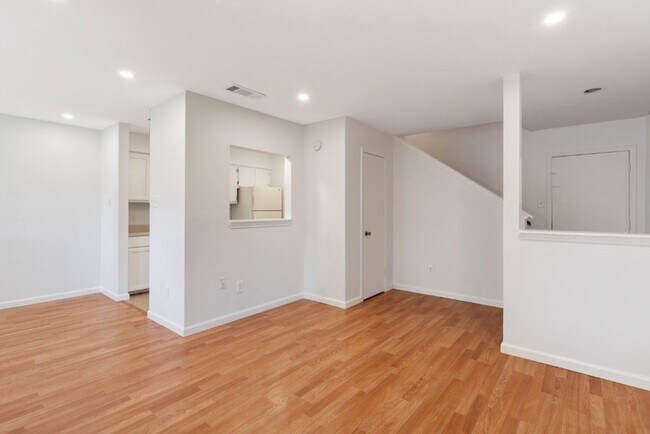 Building Photo - 8703 Schick Rd