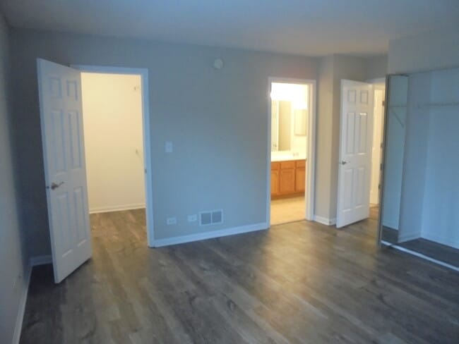 Building Photo - 3110 Ronan Dr