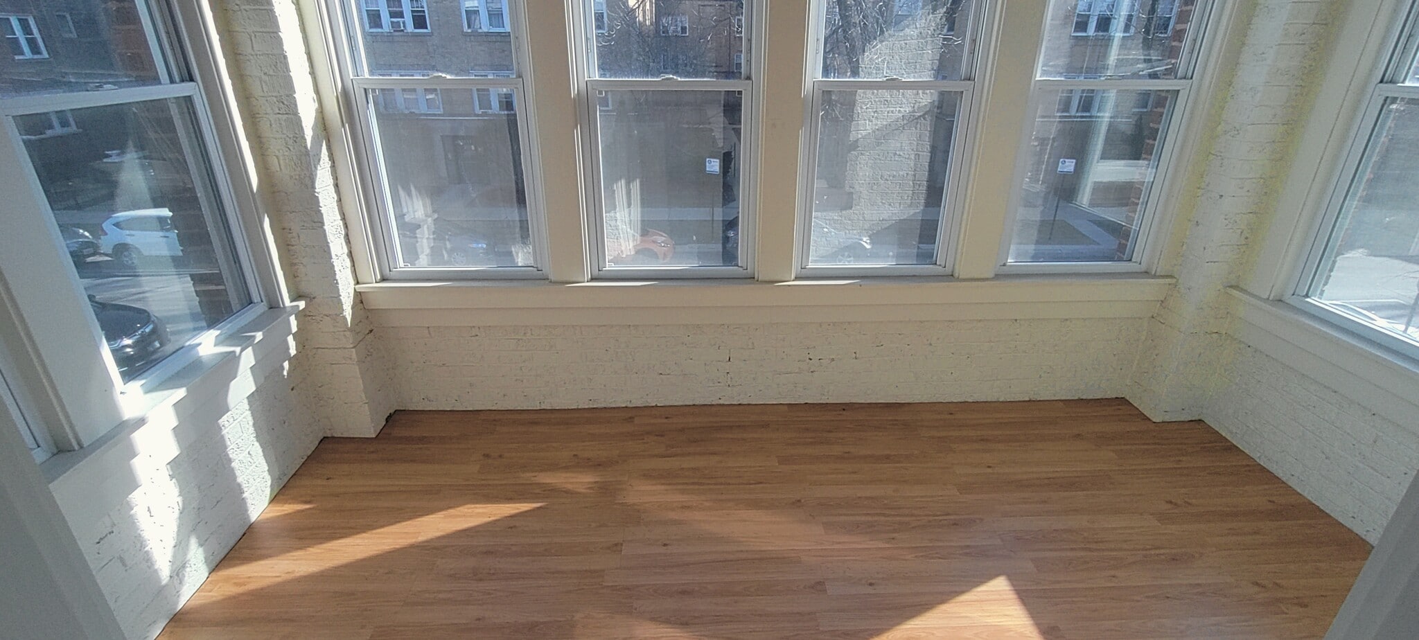 Sunroom - 2450 W Gunnison St