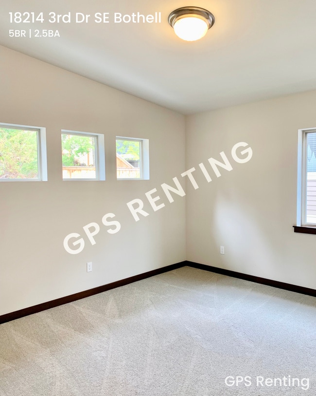 Building Photo - 18214 3rd Dr SE