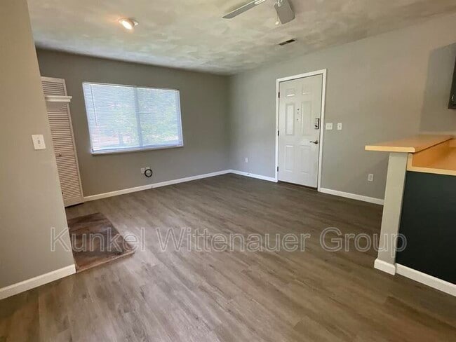 Building Photo - 164 Eagle Ridge