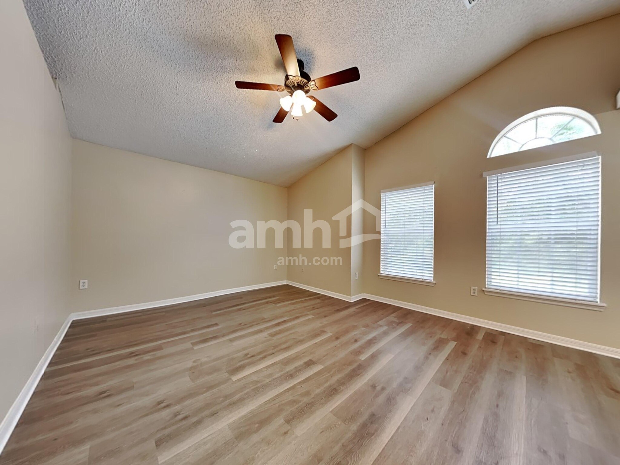 Building Photo - 2126 Wiley Oaks Ln