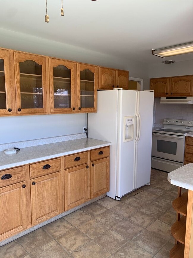 Building Photo - 3213 Boxelder Dr