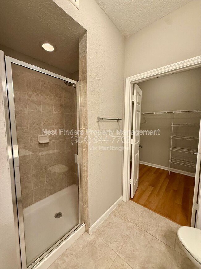 Building Photo - 8539 Gate Pkwy W