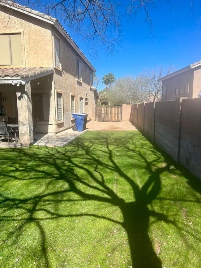 Building Photo - 5-bedroom in the heart of Gilbert