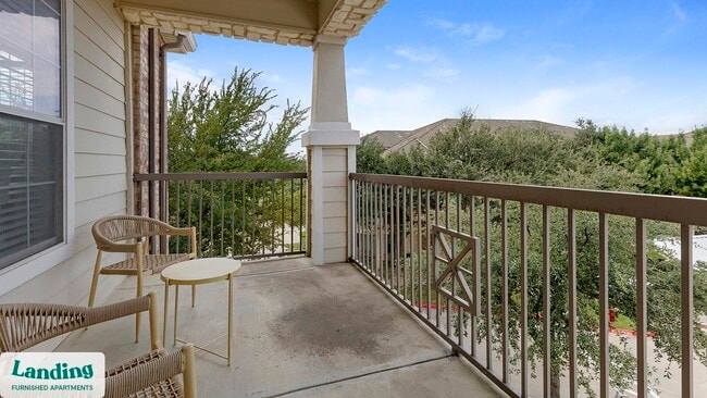 Building Photo - 6101 N Riverside Dr