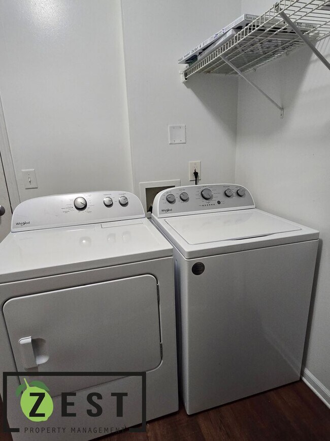 Building Photo - OPEN HOUSE 4/27 3-3:30 PM! First floor 2 Bed 2 Bath Condo with tons of amenities!