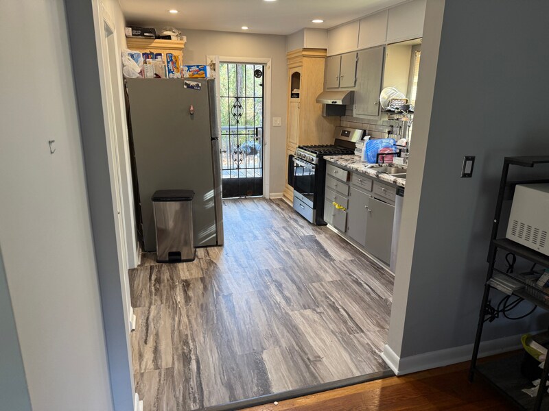 Building Photo - 153 Oakcliff Ct NW