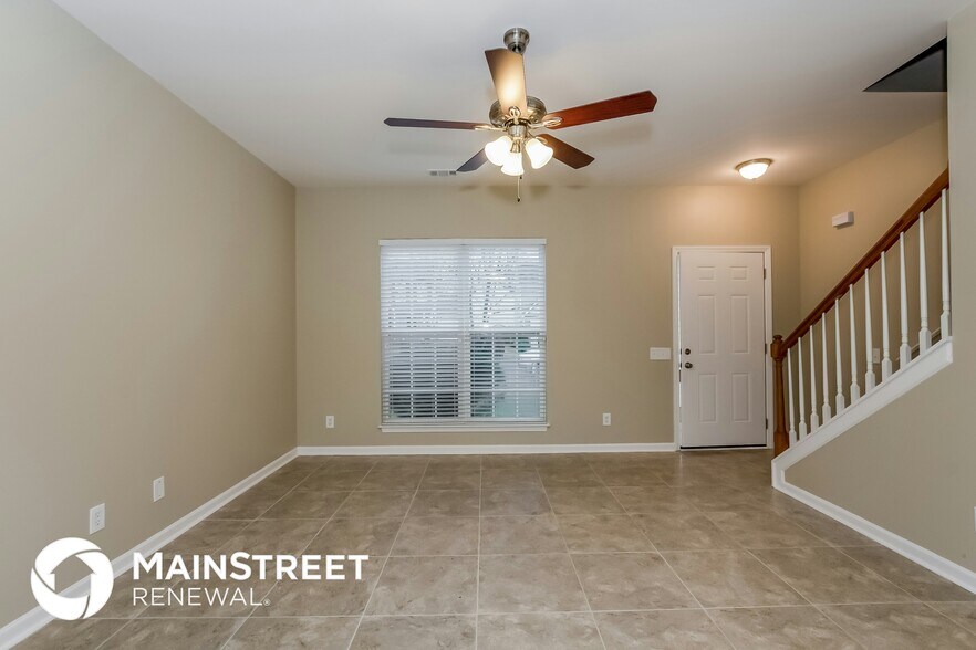 Building Photo - 5307 Peachwood Dr