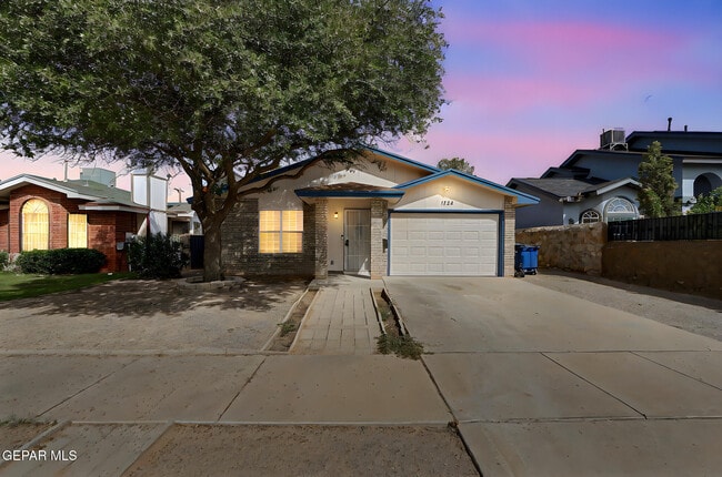 Building Photo - 1724 Gambel Quail Dr