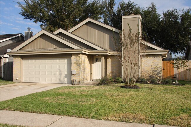 Primary Photo - 2227 Highland Hills Dr
