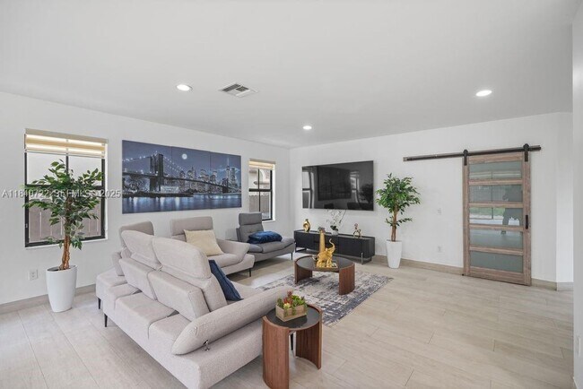 Building Photo - 10016 NW 89th Terrace