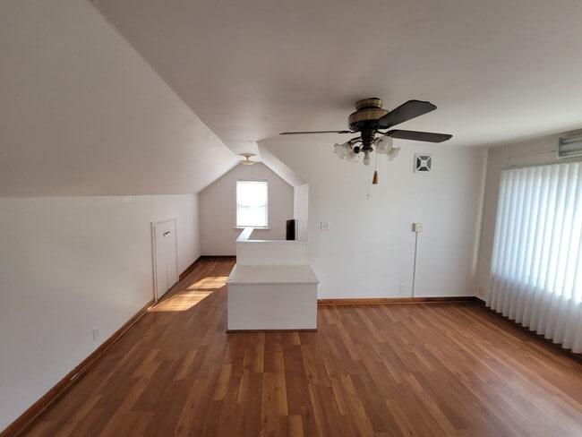 Building Photo - 3 Bedroom Single Family home for Rent