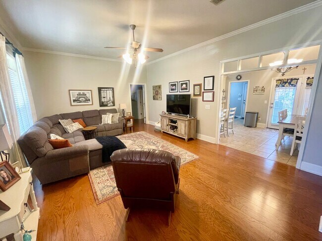 Building Photo - Beautiful Germantown School District Home in Ashbrooke