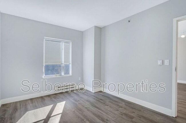 Building Photo - 1401 Jackson St