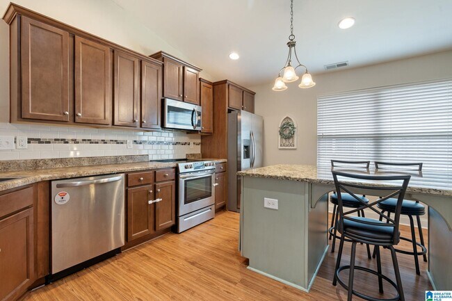 Building Photo - 315 Ivy Hills Cir