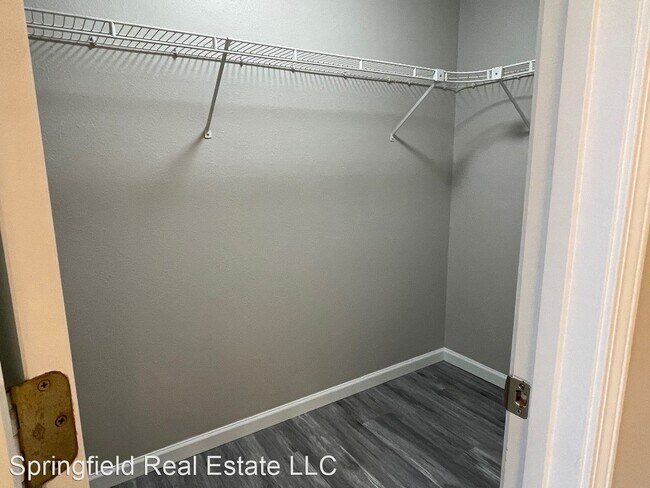 Building Photo - 3 br, 2.5 bath House - 4616 Lily Lane